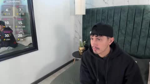 Snapshot of kamal_wolff chatting on 02.06.26 jhon online show from 02.06.26