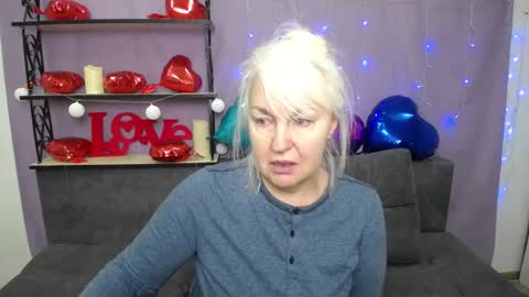 Snapshot of kamaliasim chatting on 02.23.25 KamaliaSim online show from 02.23.25