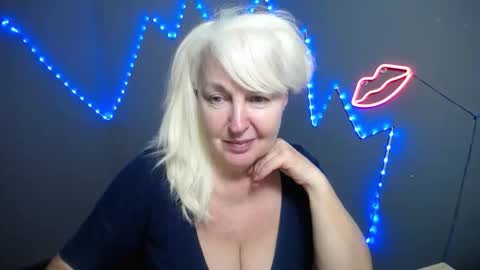 Snapshot of kamaliasim chatting on 03.23.26 KamaliaSim online show from 03.23.26