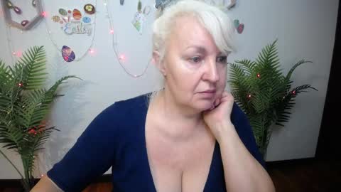 Snapshot of kamaliasim chatting on 04.05.26 KamaliaSim online show from 04.05.26