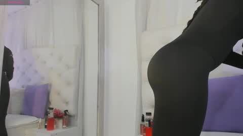    online show from 11.03.25