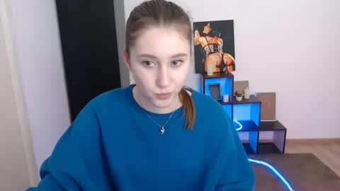 Snapshot of kamilla_love_ chatting on 02.17.26 kamilla_love_ online show from 02.17.26