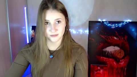Snapshot of kamilla_love_ chatting on 04.19.26 kamilla_love_ online show from 04.19.26