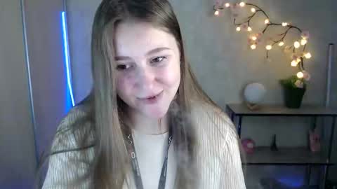 Snapshot of kamilla_love_ chatting on 05.22.26 kamilla_love_ online show from 05.22.26