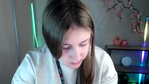 Snapshot of kamilla_love_ chatting on 05.24.26 kamilla_love_ online show from 05.24.26