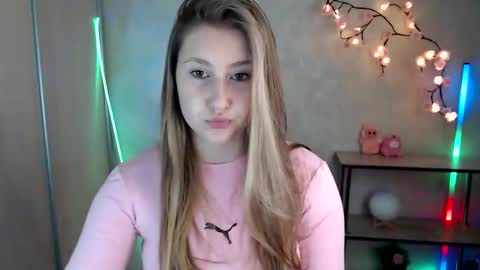 Snapshot of kamilla_love_ chatting on 06.02.26 kamilla_love_ online show from 06.02.26
