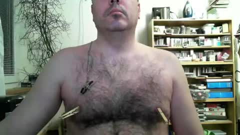 Snapshot of kamiluc1974_2 chatting on 02.25.25 Kamil Lipovy online show from 02.25.25