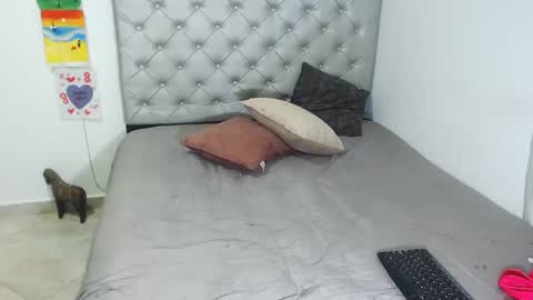 lucas valentina online show from 01.21.25