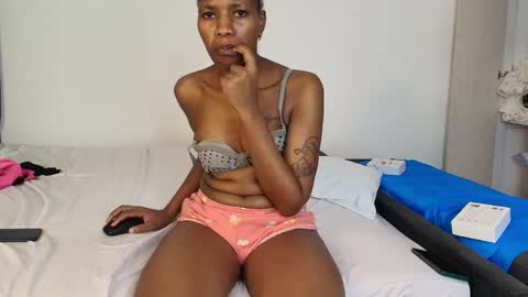 Snapshot of kandy_sweetss chatting on 04.30.26 kandy_sweetss online show from 04.30.26