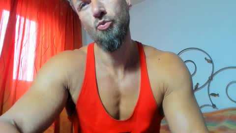 Snapshot of kanegriffin26 chatting on 04.30.26 Kane OF strongkane online show from 04.30.26