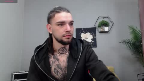 Snapshot of kanehunter chatting on 04.19.26 Kane online show from 04.19.26