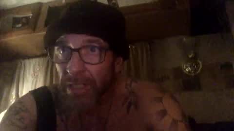 Tucker online show from 11.27.25