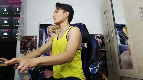 Snapshot of kanekixxxhot chatting on 05.11.26 andres online show from 05.11.26