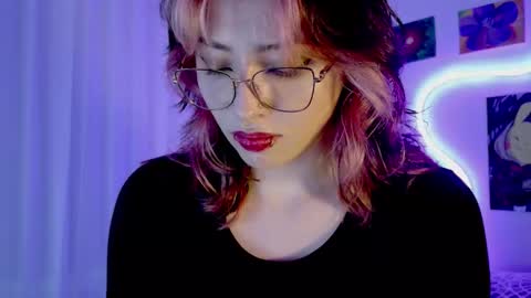   online show from 11.30.25