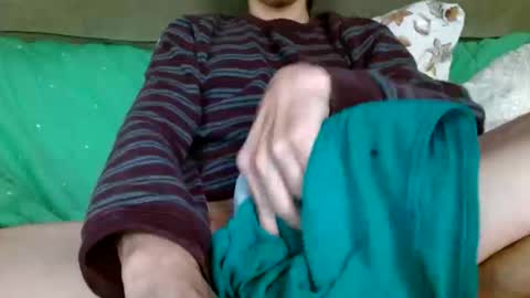 Snapshot of kaonashi69 chatting on 10.12.25 kaonashi69 online show from 10.12.25