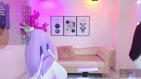 Snapshot of kaori_ayu chatting on 11.26.25 Kaori online show from 11.26.25