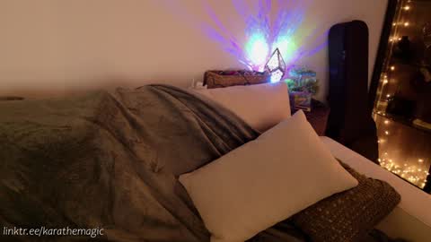 Snapshot of karathemagic chatting on 02.02.25 I am here around 5am GMT karathemagic online show from 02.02.25