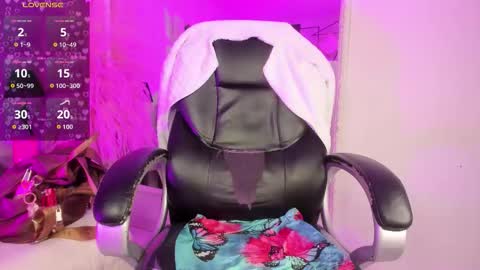 Snapshot of karelymitchel chatting on 02.26.26 Karely online show from 02.26.26