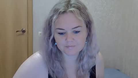 karennelsonx online show from 09.11.25