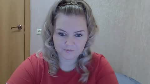 karennelsonx online show from 11.20.25