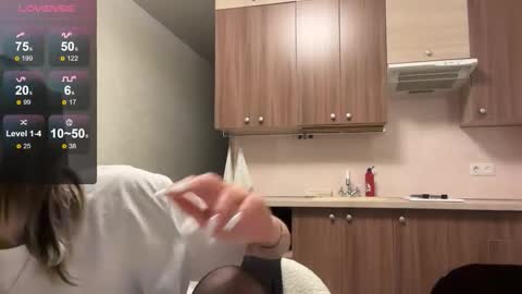 Snapshot of karensimilton chatting on 01.16.26 May online show from 01.16.26