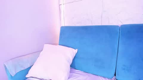 Snapshot of karimerous chatting on 12.19.25 KarimeRous online show from 12.19.25