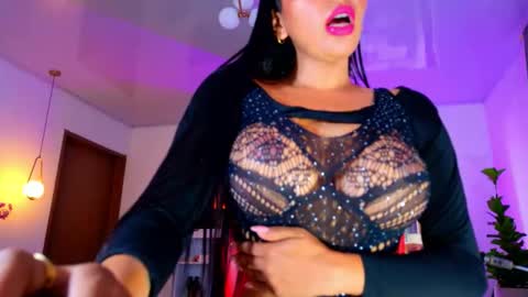 karina4squirt online show from 12.18.25