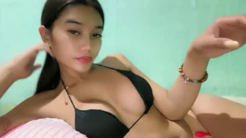 Snapshot of karina_goddess chatting on 06.24.26 karina online show from 06.24.26