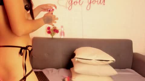 Kari online show from 12.18.25