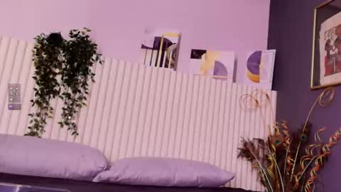 Snapshot of karina_gomez_18 chatting on 06.21.26 Kari online show from 06.21.26