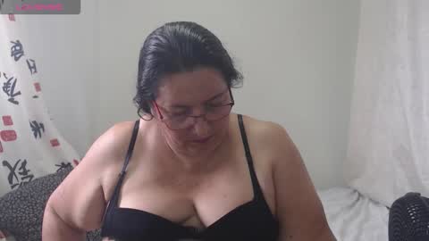 Karina online show from 10.05.25