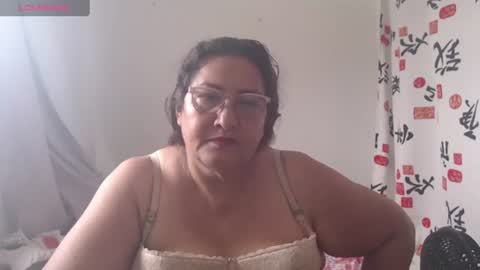 Snapshot of karina_turbay chatting on 06.18.26 Karina online show from 06.18.26
