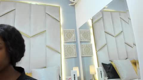 Snapshot of karinaacox chatting on 04.22.26 karinaacox online show from 04.22.26