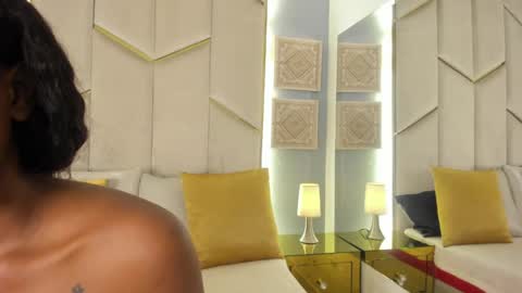 Snapshot of karinaacox chatting on 05.27.26 karinaacox online show from 05.27.26