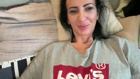 Karina online show from 12.31.24