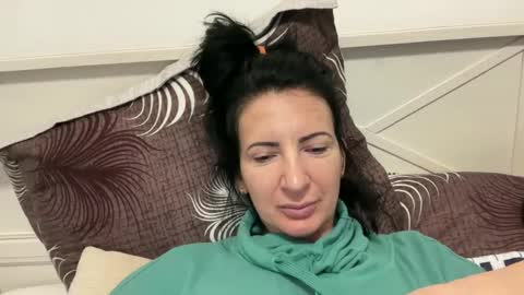 Karina online show from 01.12.25