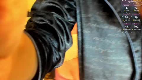 Snapshot of karinadeniss chatting on 03.01.25 Onlyfans cute valerri Real Nme Valerri online show from 03.01.25