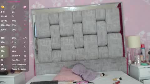 Snapshot of karinasimonz chatting on 12.14.24 KarinaSimonz online show from 12.14.24