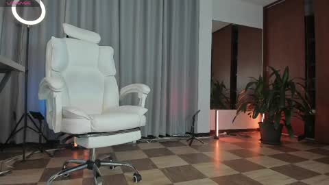 Karin online show from 04.07.26