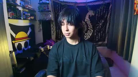 Snapshot of kariozzz chatting on 05.18.26 call me kai 3 online show from 05.18.26
