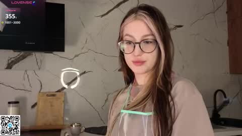 Snapshot of karissahintze chatting on 02.18.26 Grace online show from 02.18.26