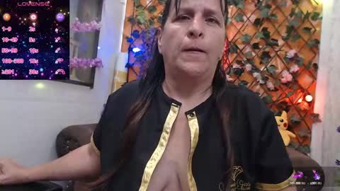 Snapshot of karito_mature17 chatting on 12.12.24 Karito online show from 12.12.24