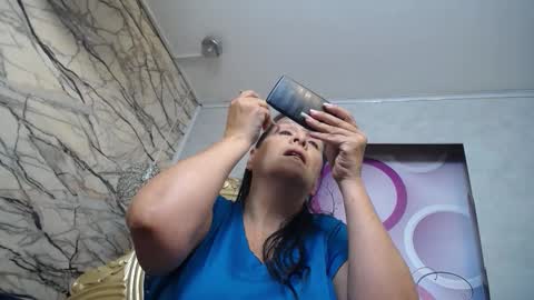 Snapshot of karito_mature17 chatting on 10.21.25 Karito online show from 10.21.25