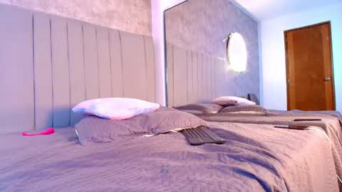 Snapshot of karla__ruiz chatting on 09.30.25 Karla online show from 09.30.25