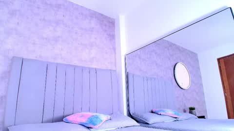 Snapshot of karla__ruiz chatting on 10.13.25 Karla online show from 10.13.25