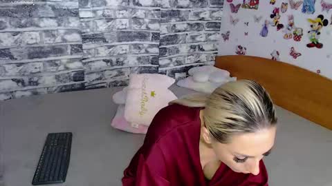 Andreea Fun it s my name online show from 09.17.25