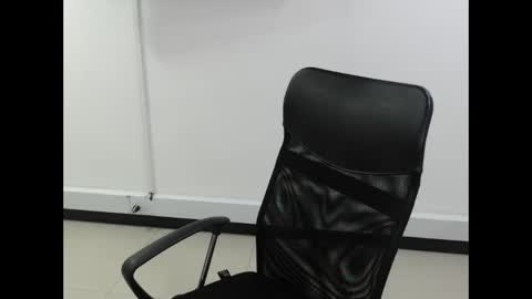 karla_cg online show from 02.22.25