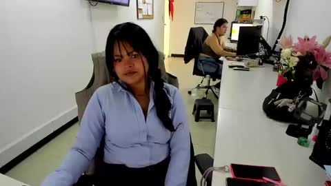 Snapshot of karla_cg chatting on 05.14.26 karla_cg online show from 05.14.26