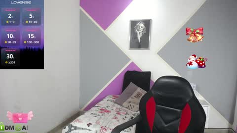 Snapshot of karla_charloby chatting on 12.30.24 Karla online show from 12.30.24