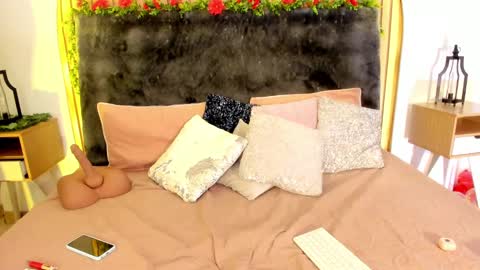 Snapshot of karla_gonzaless chatting on 02.23.25 Karla Gonzaless online show from 02.23.25